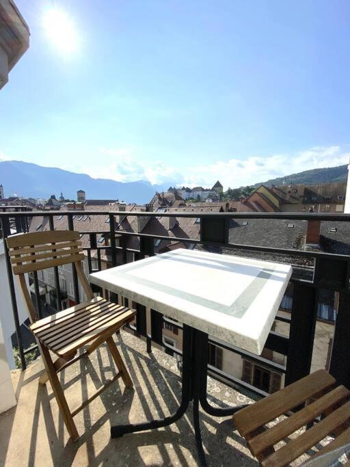 T3 De 73 M2 , Garage , Vue Montagnes Et Chateau آنسي المظهر الخارجي الصورة